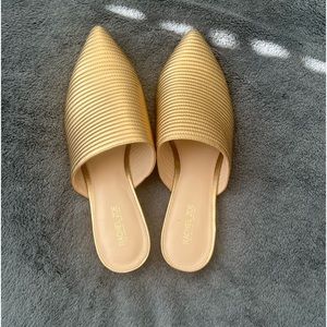 Rachel Zoe Gold Flat Mules sz 7.5